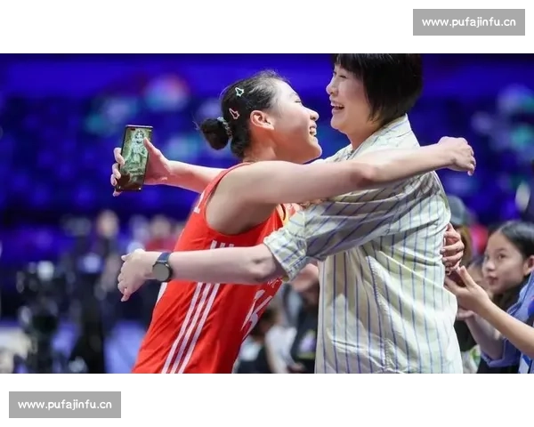 泪洒赛场！王奥芊扑向赵蕊蕊哽咽，上海队新星演绎女排精神传承